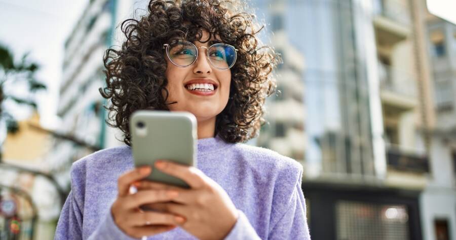 The Rise of Microlearning: Why Short Lessons on Apps Are Changing Careers